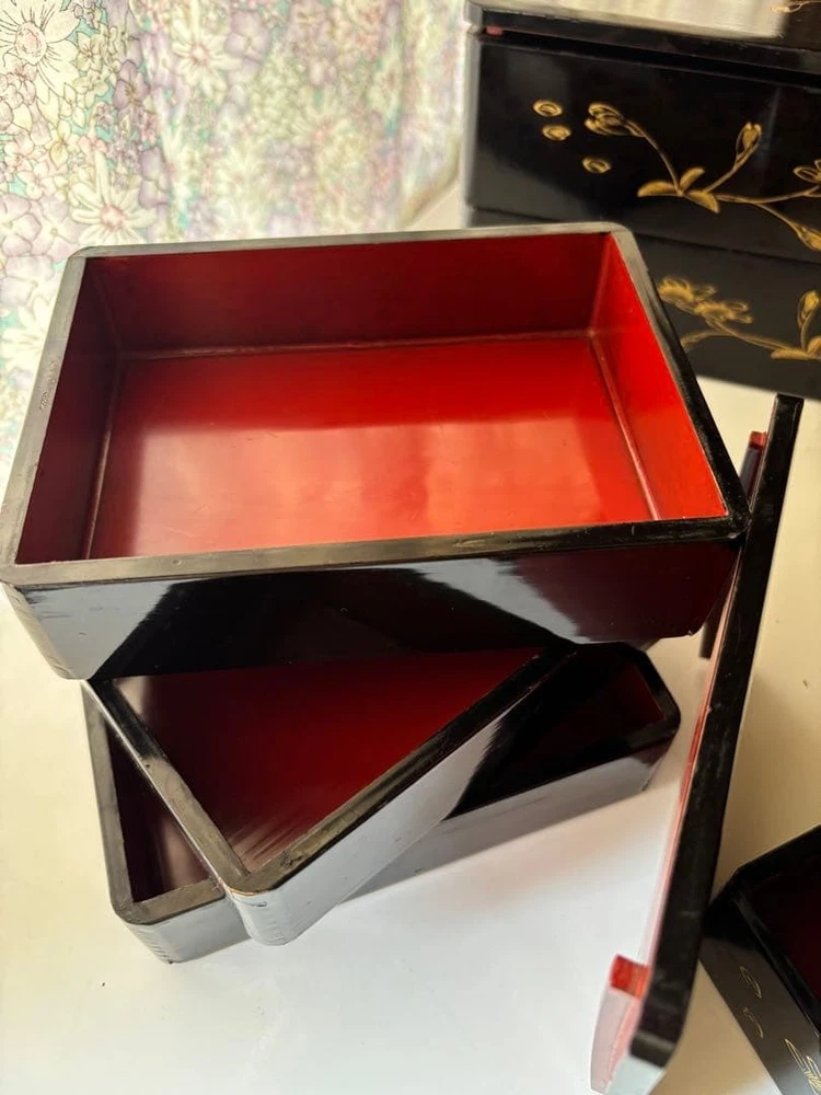 Jubako Bento Box Japanese Lunch box weight wooden lacquer gold color antique fie Jubako Bento Box Japanese Lunch box weight wooden lacquer gold color antique fie