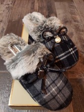 Women's Michael Kors Carter Slippers Size 8 Heather Grey Plaid Knit