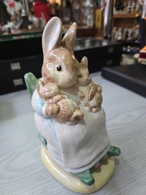 Beatrix Potter Mrs. HASE mit Babys Keramik Spardose von Frederick Warne & Co 