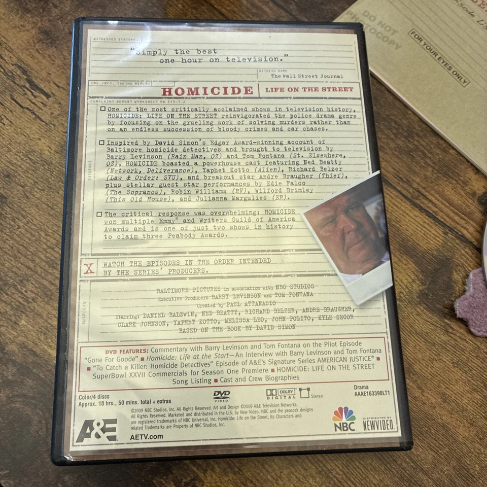 Homicide: Life on the Street - The Complete Series (1993-1999) DVD 35-Disc Set - Image 4 of 4