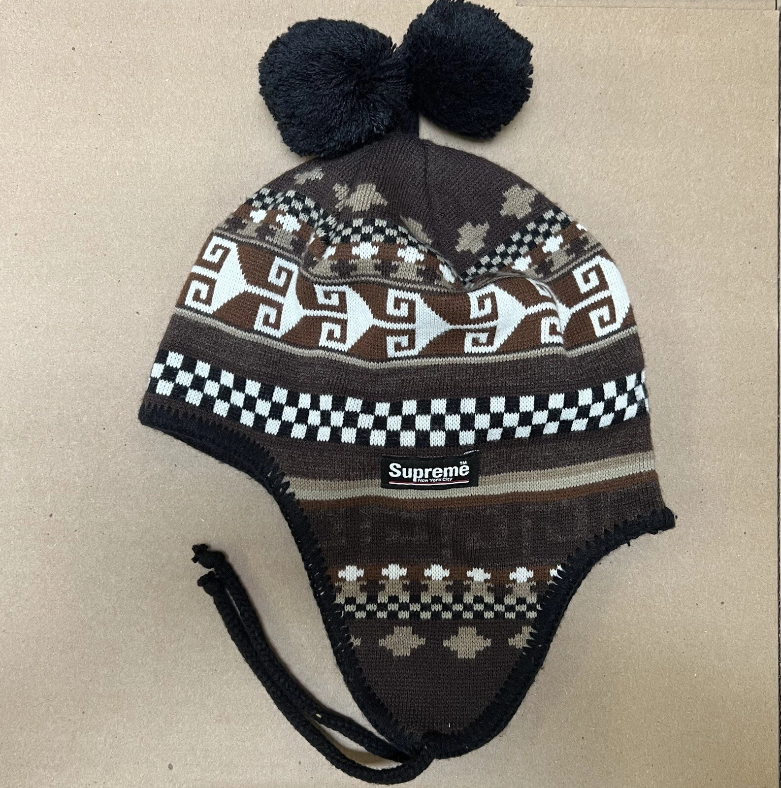 FW09 Vintage Supreme Earflap Chapeau Péruvien Pom Pom Beanie Marron 2009 Népalais