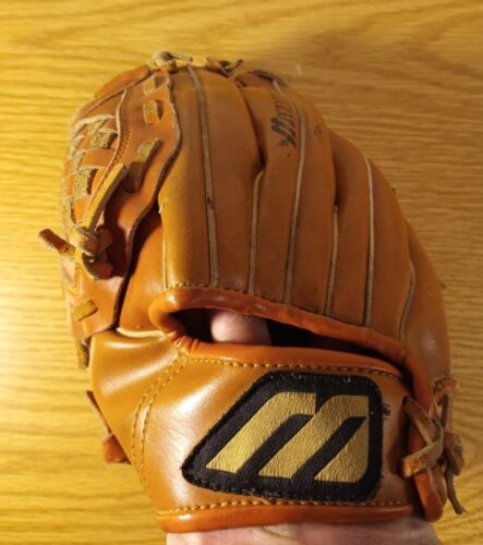 MIZUNO Left handed Baseball Mitt YOUTH size 10 inches LHT PROSPECT SERIES