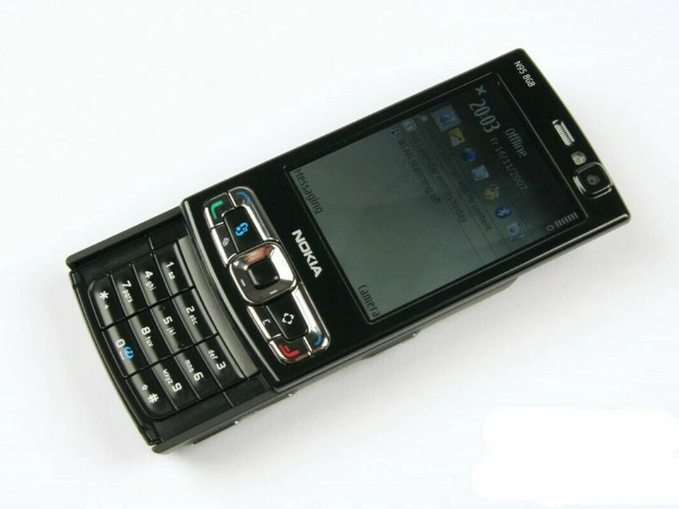Original Unlocked NOKIA N95 8GB Mobile Phone 3G 5MP Wifi GPS 2.8''Screen Phone - Image 4 of 4