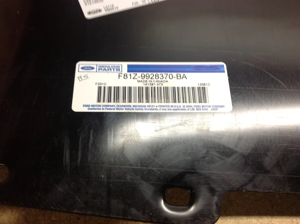 Ford Superduty 1999-2010 diestro o izquierdo doble rueda trasera interior revestimiento nuevo OEM Foto 2 de 2