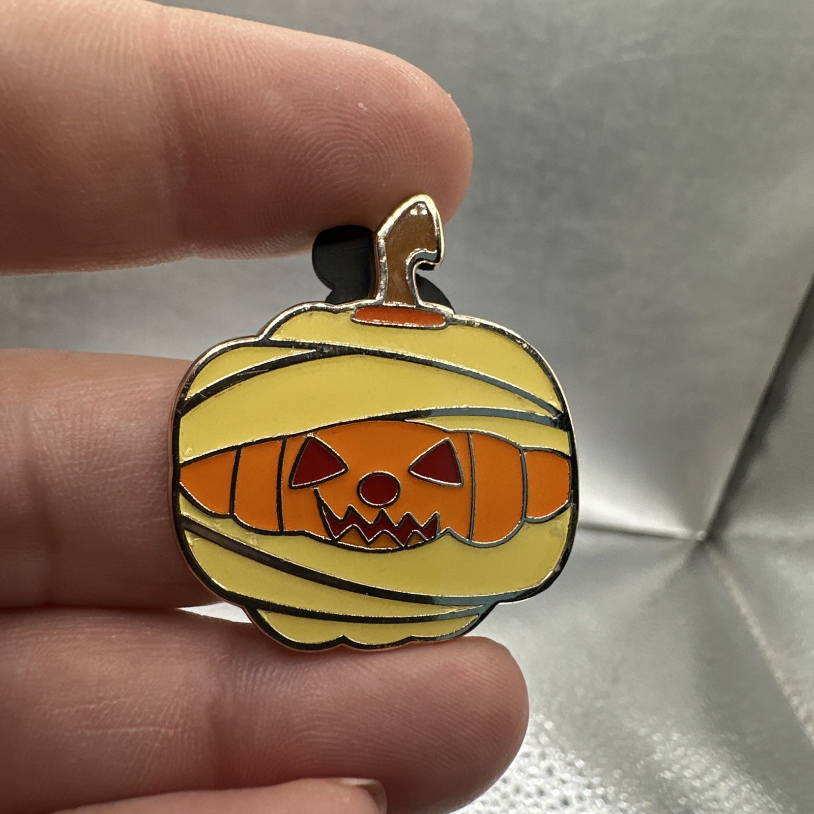 Disney Mummy Pumpkin Pin. Halloween Time 2020