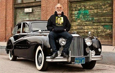 Tommy Chong registered this car in California.