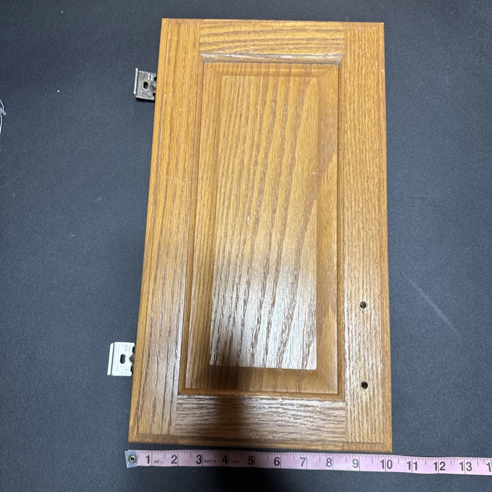 Mueble de cocina elevado roble acabado puerta roble miel usado 18” X 10” con bisagras Foto 2 de 3