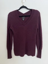 100% Cashmere Nordstrom Halogen Maroon Sweater Women’s Small V Neck