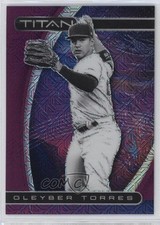 2021 Panini Chronicles Titan Purple Mojo Prizm 49/99 Gleyber Torres #24 0q3
