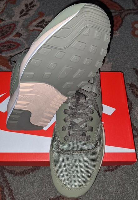 nike air safari medium olive