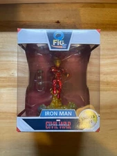 Quantum Mechanix Iron Man Light-Up Q-Fig FX Diorama