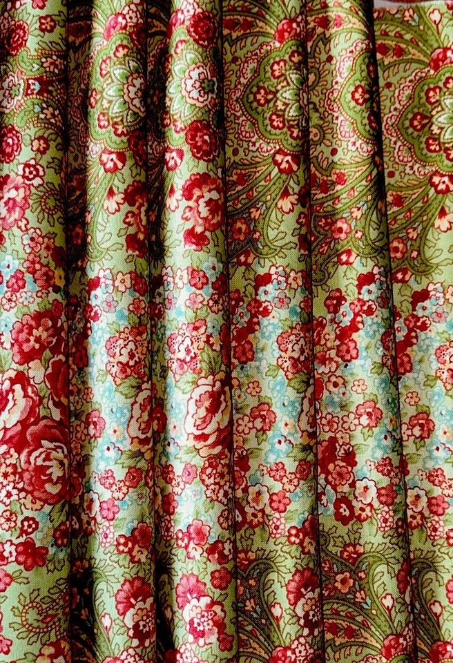 Vtg Paisley Cotton Floral Fabric 2 PCS 13”x2Y 11”x2Y for Quilter’s Fabric & More - Image 4 of 4