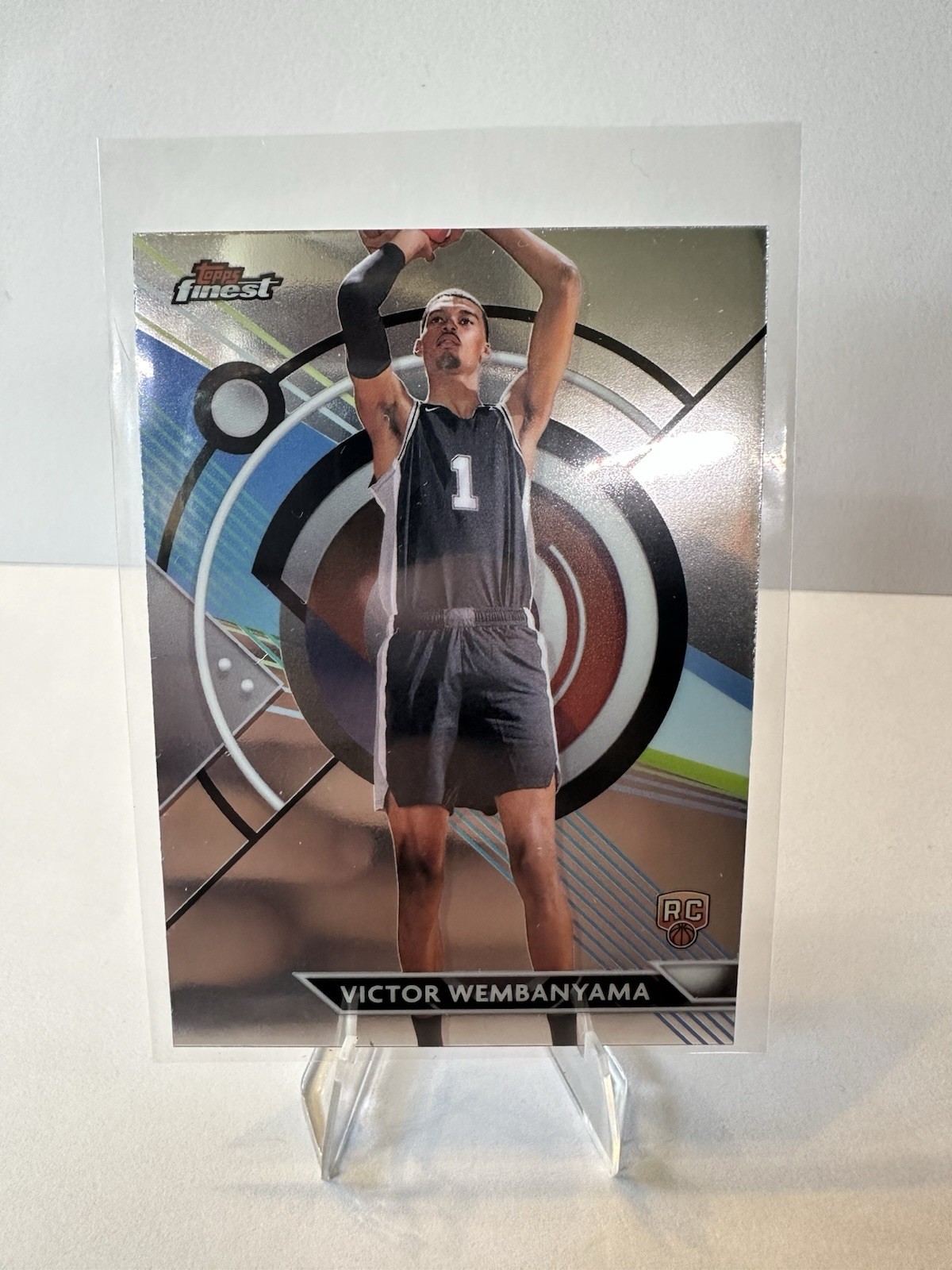2023-24 Topps Finest - Common Victor Wembanyama #76 Refractor (RC)