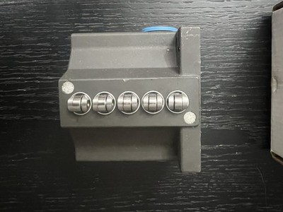 Balluff BNS 819-B05-L12-61-12-10 New In Box Mechanical Cam Switch