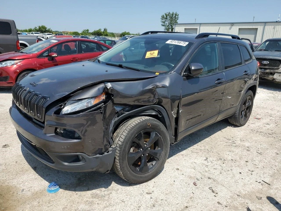 2015 JEEP CHEROKEE Fuel Filler Door  GRAY  Foto 2 de 4