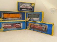 5x AHM HO Scale Freight Car LOT