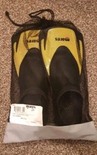 Mares Unisex Short Snorkelling/Swim Training Fins Flippers Size 6 - 7 / 40 - 41.