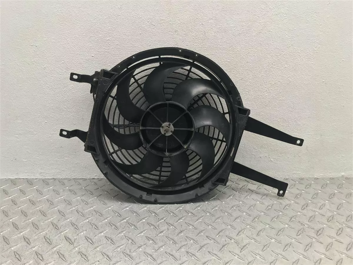 93 94 95 96 97 98 CHEVY SUBURBAN 1500 2500 AC CONDENSER AUXILIARY