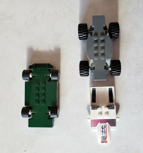 2009 LEGO Racers McDonalds Happy Meal Toy Racing Race Car Lego Truck White Green - Picture 3 of 5