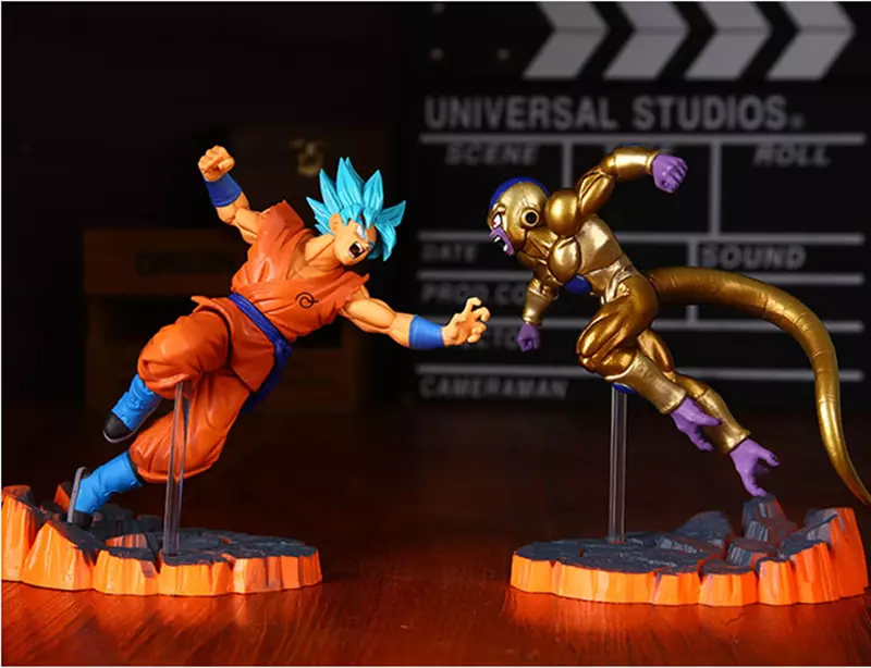 Anime Dragon Ball Z Super Saiyan blue Goku VS Golden Frieza PVC