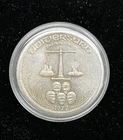 1972 Universaro One Silver World Trade 1oz .999 Silver Round