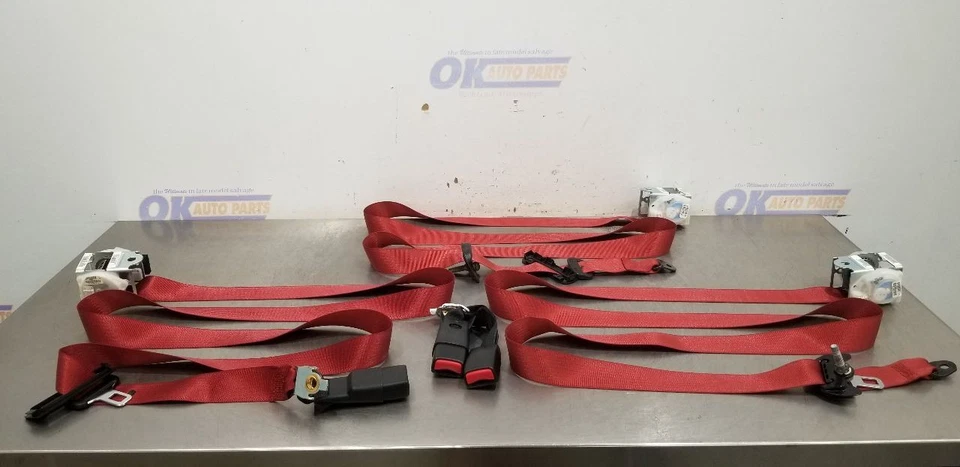 16 DODGE CHARGER SRT HELLCAT SEAT BELT RETRACTOR REAR SET RED Foto 3 de 4