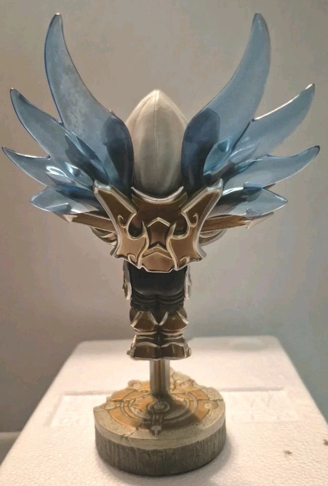 Diablo 3 Blizzard Entertainment Blizzcon D3 Mini Tyrael Limited Edition Figurine - Image 4 of 4