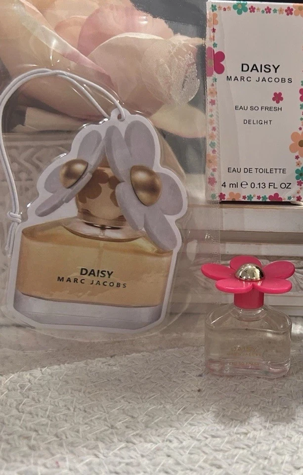 Marc Jacobs Daisy Delight Eau de Toilette Dabber 4 Ml Nuevo Con FRESCO Foto 3 de 3