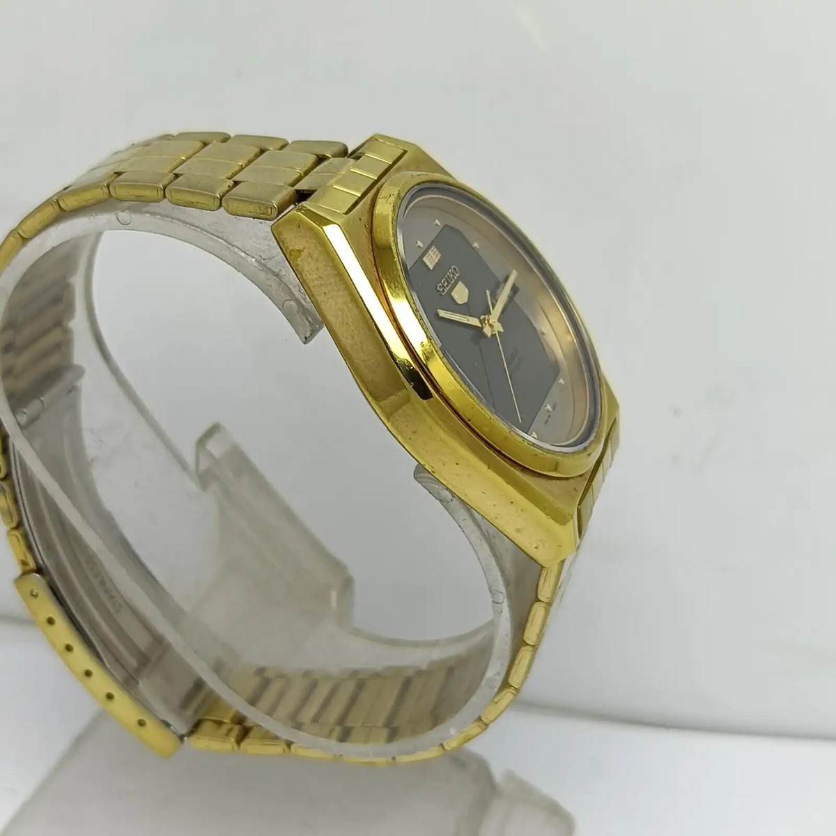 Seiko 5 Automatic 7009-876A Day/Date Gold Tone Vintage Men's Watch