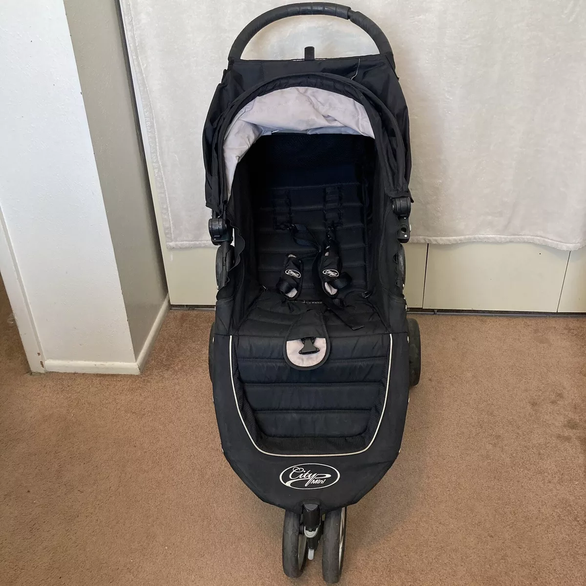 Inspiration patologisk lov Baby Jogger City Mini Black Single Hand Quick Fold Stroller With Parent  Console | eBay