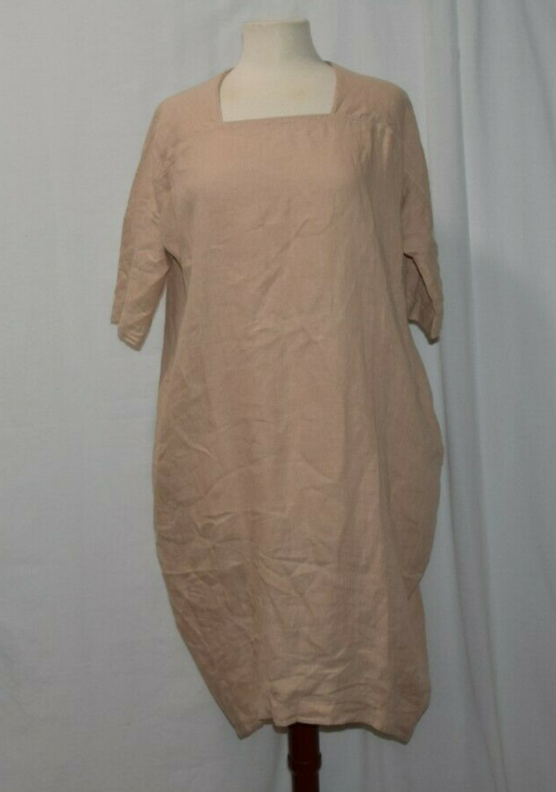 mens pleated linen dress pants The Linen Pleated Trouser main image 1