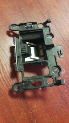 BMW E60 E61 5 2003 bis 03 2007 pre lci ASCHENBECHER MIT STECKDOSE 7034087