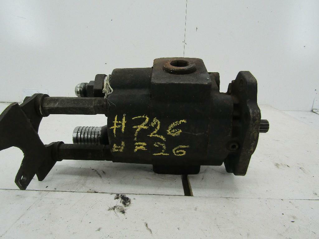 Chelsea hydraulic Pump PGP051A346 3139610358 Removed from a 2013