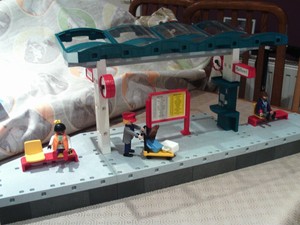 playmobil train station