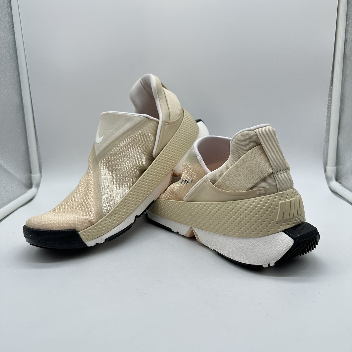 新品　タグ付き　NIKE GO FLYEASE NIKE W GO FLYEASE｜BILLY'S ENT 公式通販
