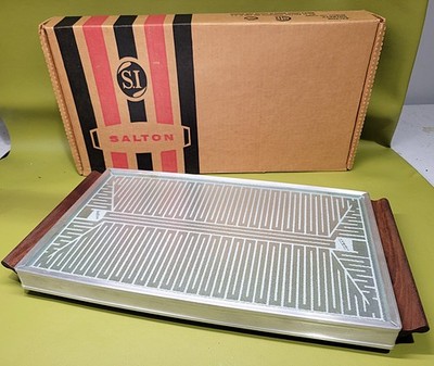 VINTGE 1960s SALTON HOTRAY MODEL H-122 IN THE ORIGINAL BOX - 9 X 15 mid-century