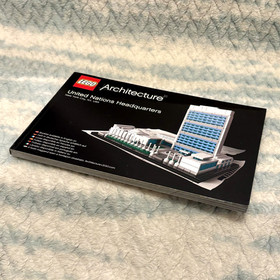 LEGO 21018 Architecture: United Nations Building -Opened, perfect, 100% complete