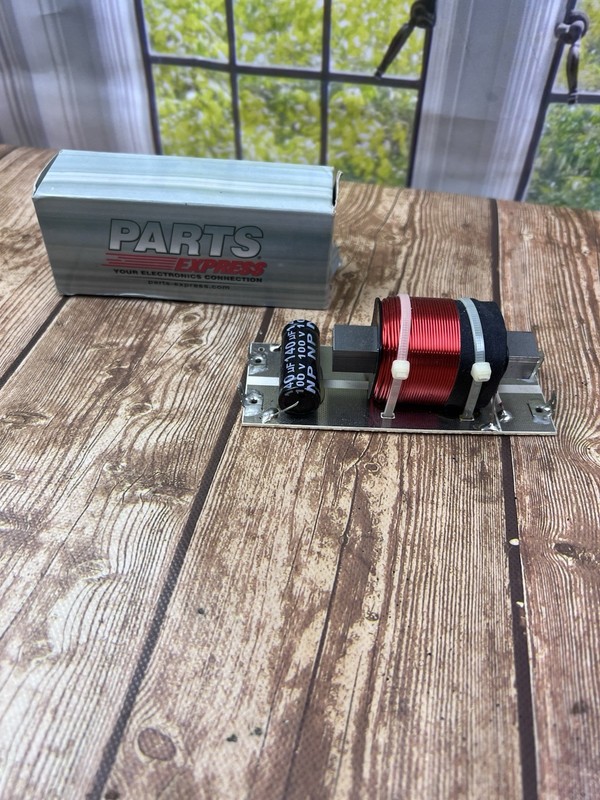 Parts Express 100 Hz Low Pass 8 Ohm Crossover NEW