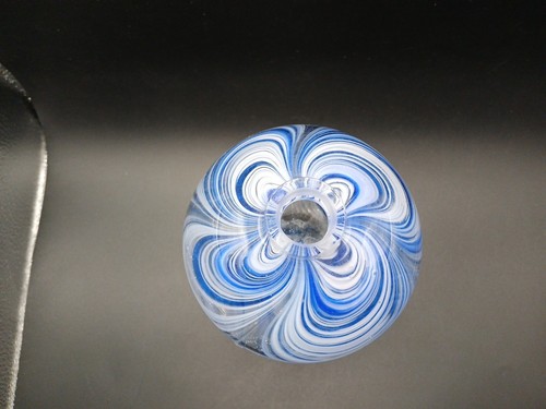 Vtg. Royal Limited Crystal Perfume Bottle. Blue Swirl Art Glass. 10" Tall. - Picture 4 of 10
