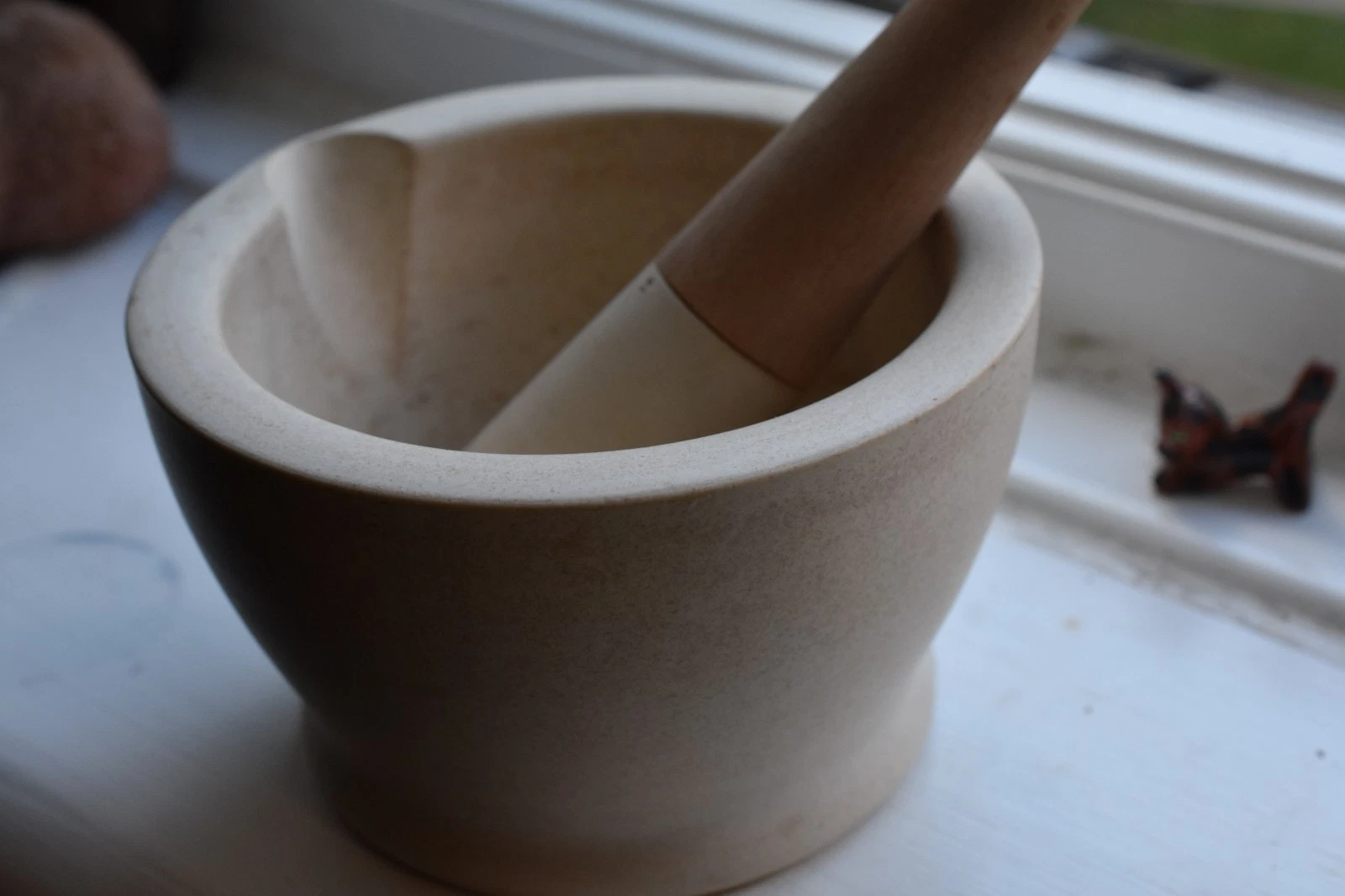 Wedgwood 5" Mortar & Pestle. Vintage 70s