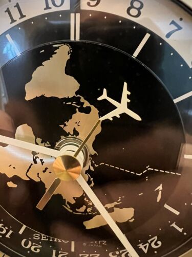 VTG Seiko “Airplane” World Time International Clock QQZ885A Japan