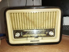 Radio tres ancienne Mignonette m.f Telefunken R231