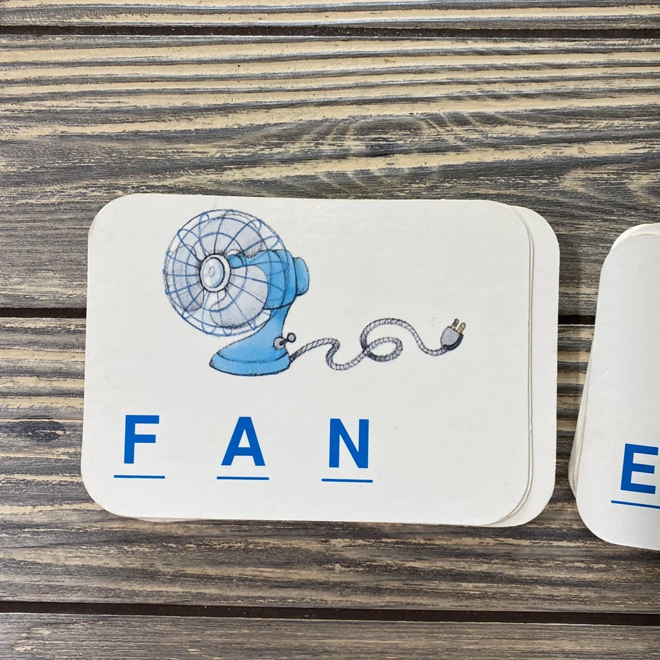 Juego de cartas Boggle Jr 1992 vintage pieza de repuesto piezas tarjetas de palabras Foto 2 de 3