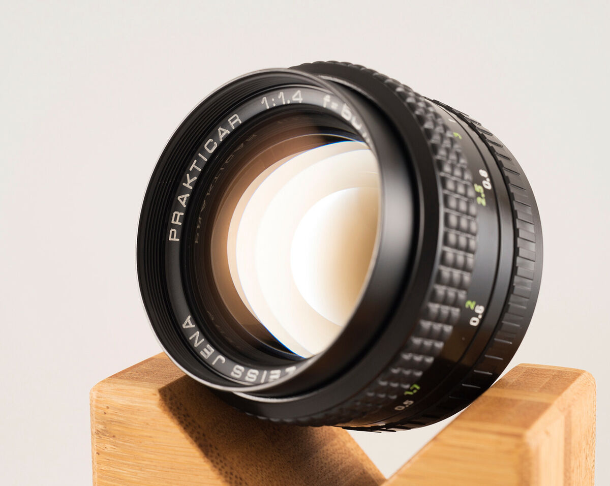 Carl Zeiss Jena Prakticar (Pancolar) 50mm F1.4 MC Praktica B Carl Zeiss Jena Prakticar (Pancolar) 50mm F1.4 MC Praktica B