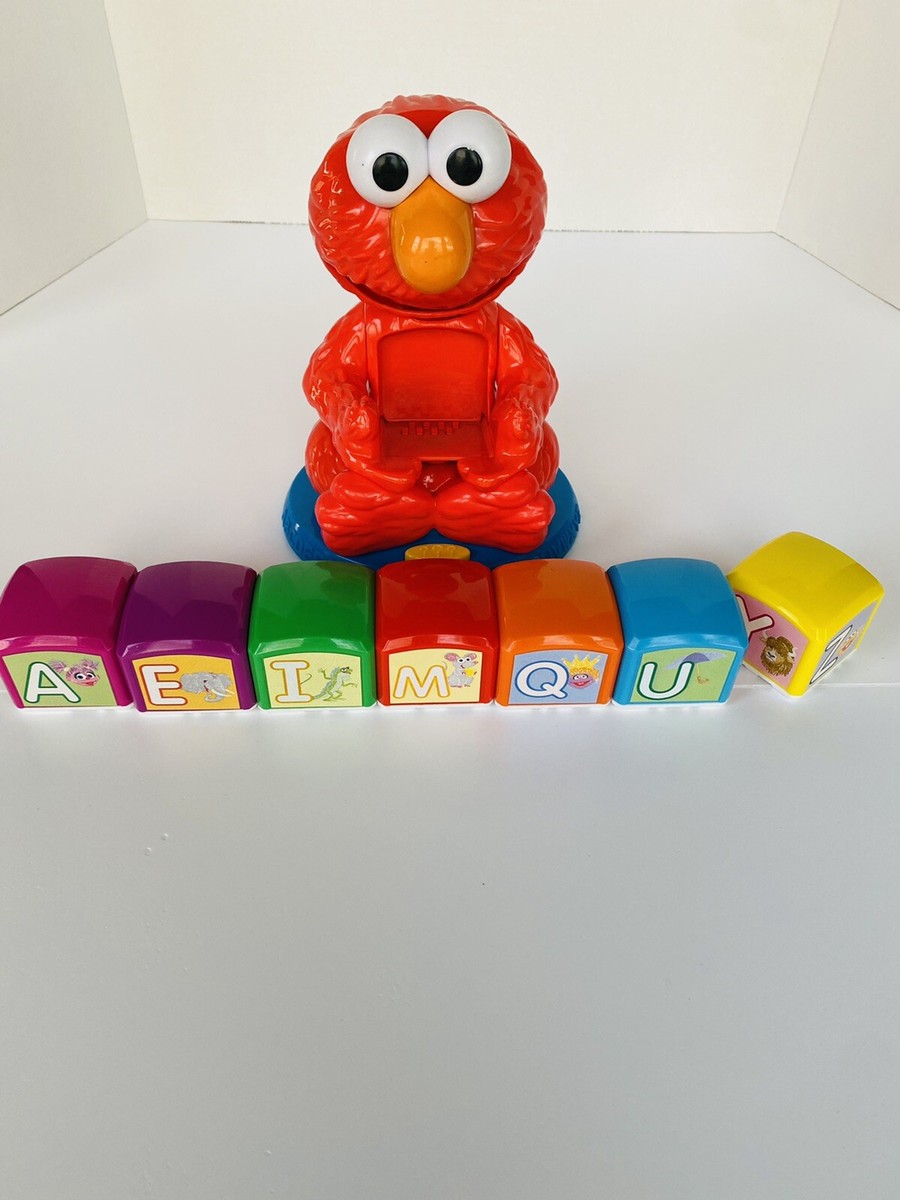 SESAME STREET ELMO ALPHABET BLOCKS FIND AND LEARNING TALKING TOY M