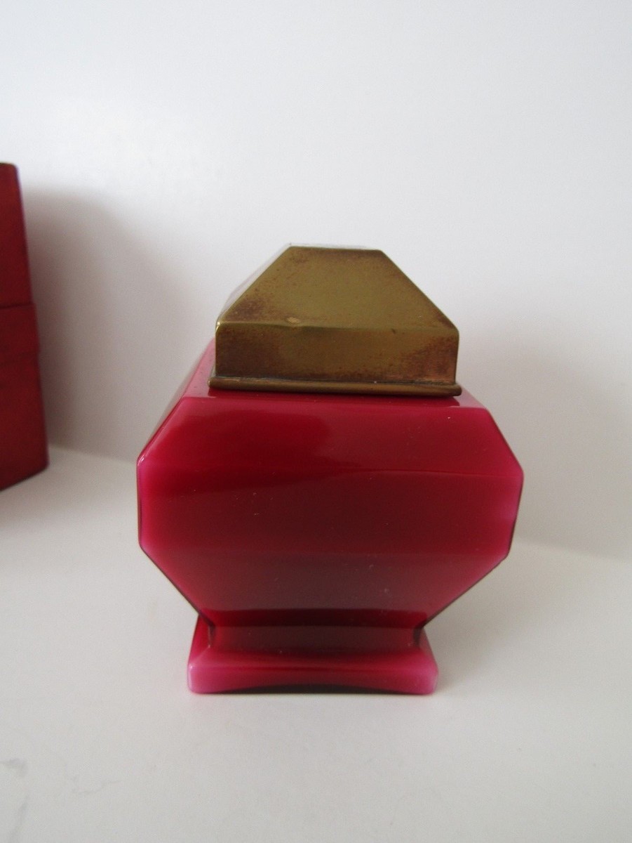 Baccarat ブランデー瓶 750ml ギフトボックス付き Exquisite Baccarat Whiskey Stones Gift Set - 8 Steel Stones
