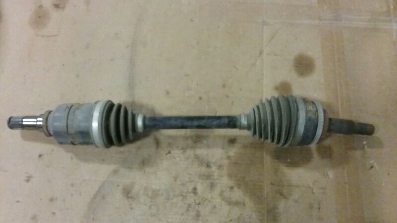 Driver Axle Shaft Front Axle FWD Automatic Transmission Fits 03-08 VIBE 1235117