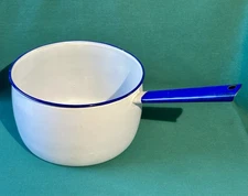 Enamelware Cooking Stock Pot Cobalt Blue Handle 9" Rustic Farmhouse Vtg RARE!