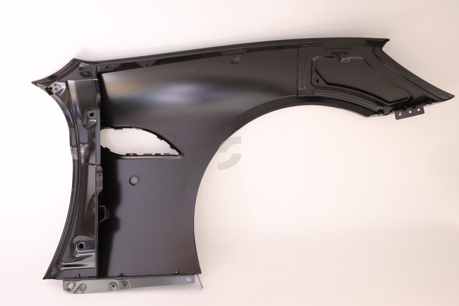 FE-84630711 COMPL. LH FRONT FENDER  Ferrari NEW