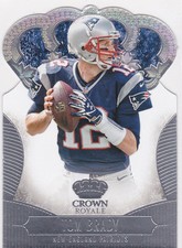 TOM BRADY Die-Cut CROWN ROYALE Premum Football Card #12 New England Patriots LE